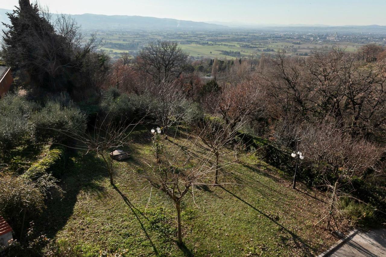 Apartamento Vista Mozzafiato E Comfort Ad Assisi, Prenota Ora! Exterior foto